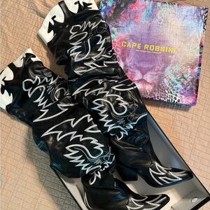 #7 - Cape Robbin Kelsey-21 Black & White Western Over-the-Knee Boots - size 7